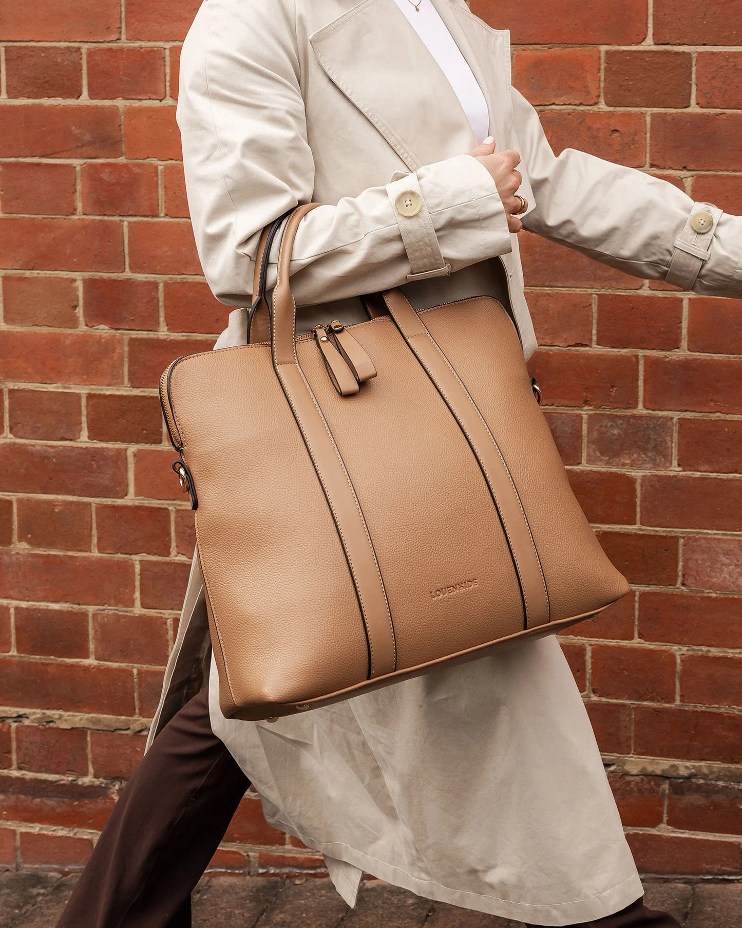 Louenhide Rhodes Laptop Bag | Latte