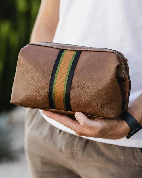 Louenhide Gilbert Mens Toiletry Bag - Tobacco