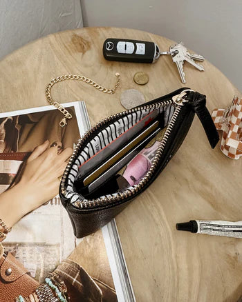 Louenhide Kuta Purse | Black