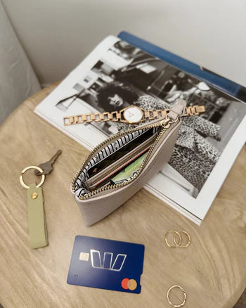 Louenhide Kuta Purse | Oat