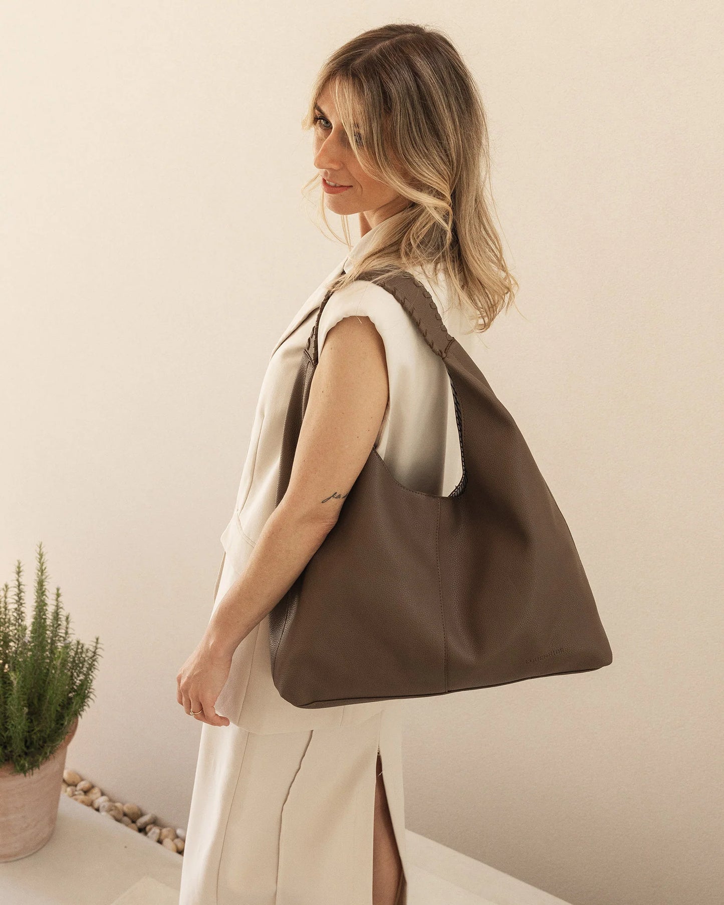 Avery Shoulder Bag | Mocha