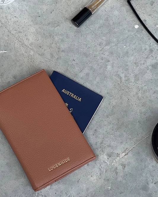 Louenhide Venice Passport Holder - Toffee