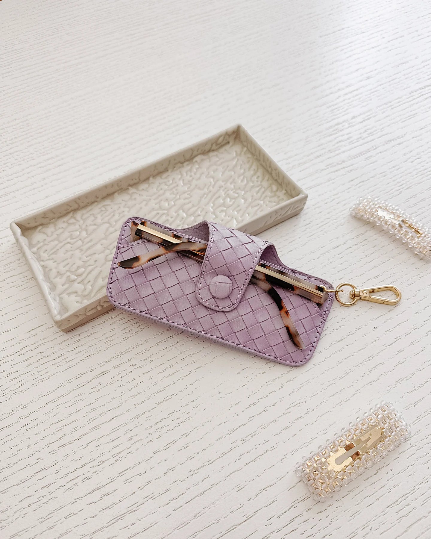 Louenhide Skittle Sunglass Case - Woven Lilac