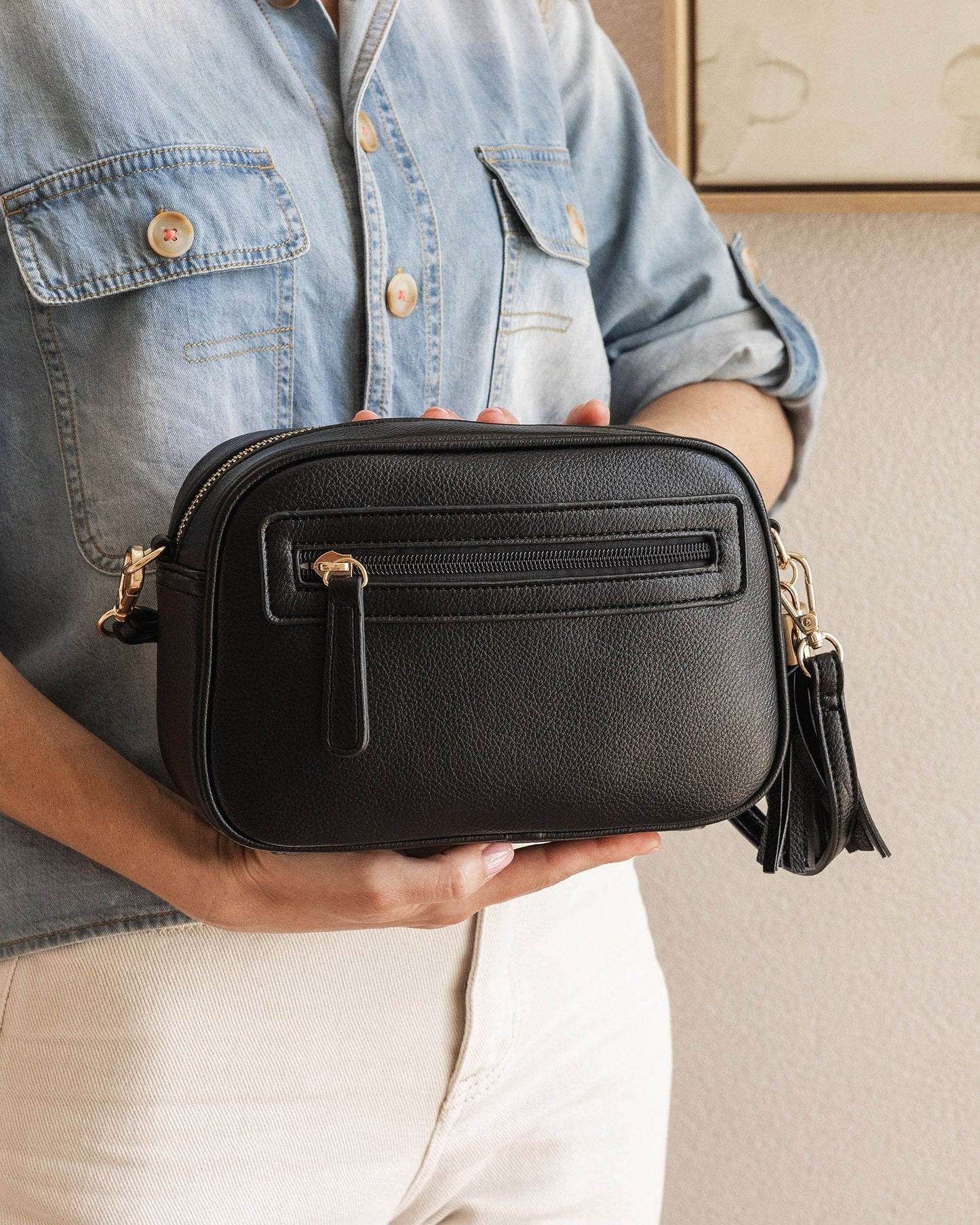 Louenhide Jacinta Gia Crossbody Bag | Black