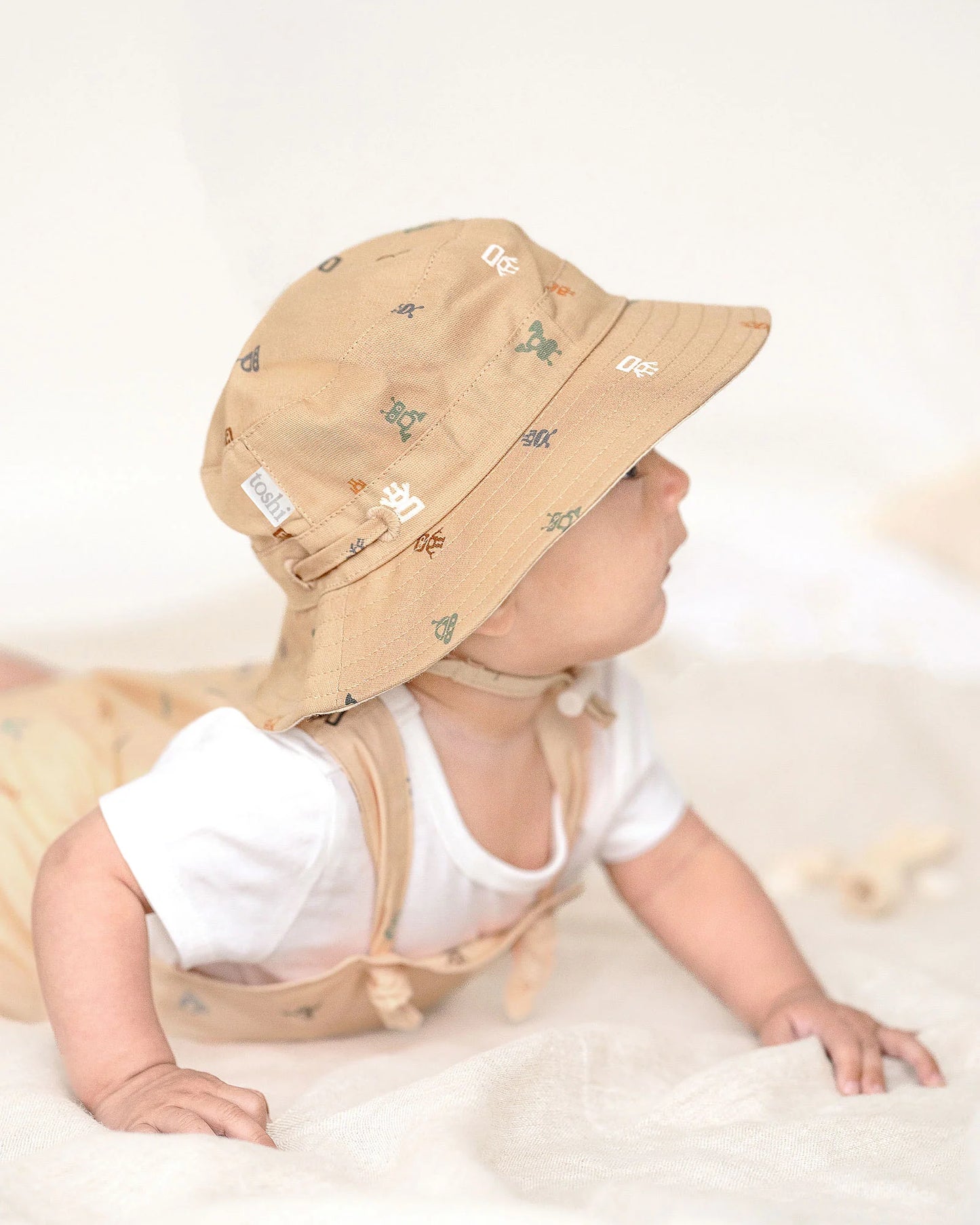 Toshi Sunhat Folk- Cyborg Desert