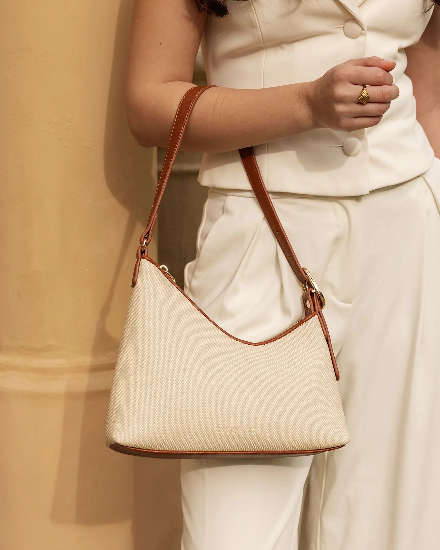 Louenhide Amelia Shoulder Bag - Canvas/Tan