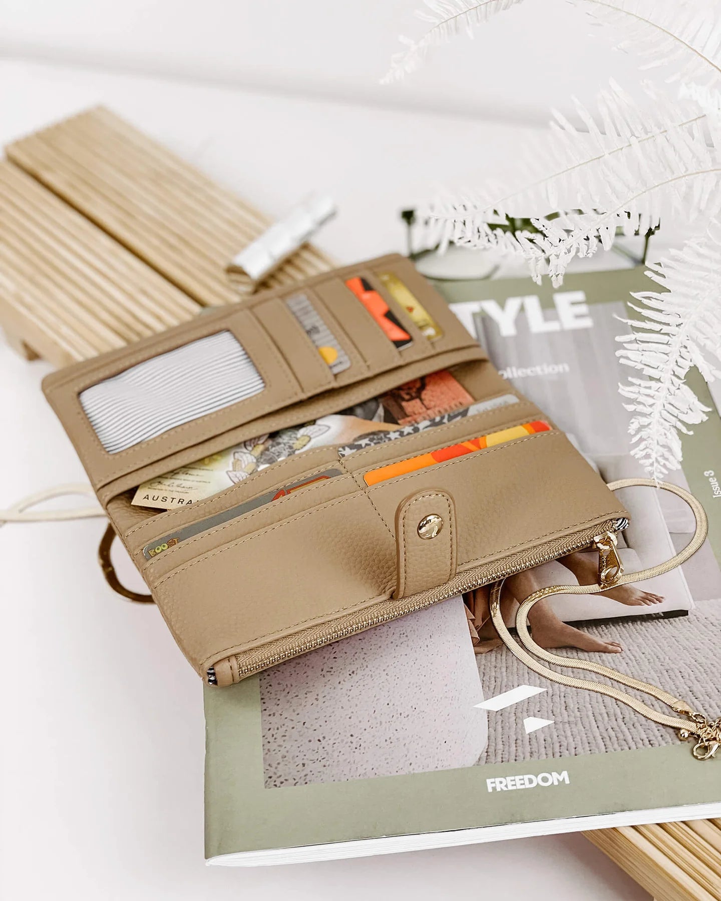 Louenhide Stella Wallet - Latte