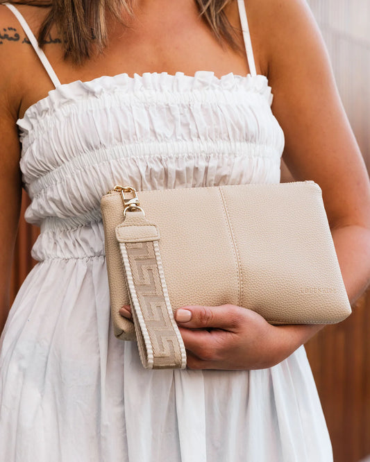 Louenhide Mimi Clutch | Biscotti