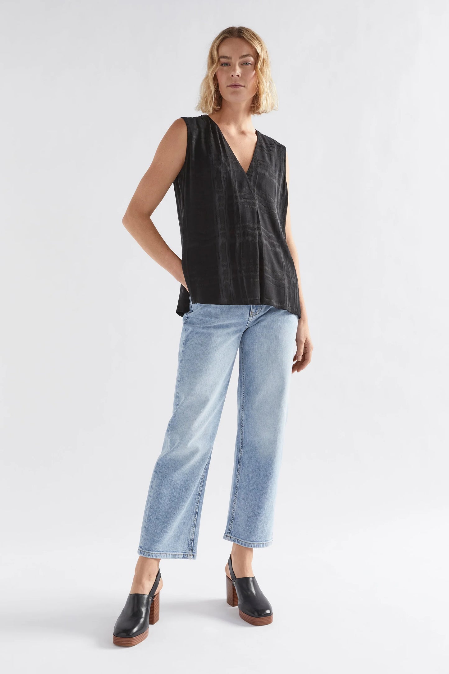 Elk Linur Top- Black Check