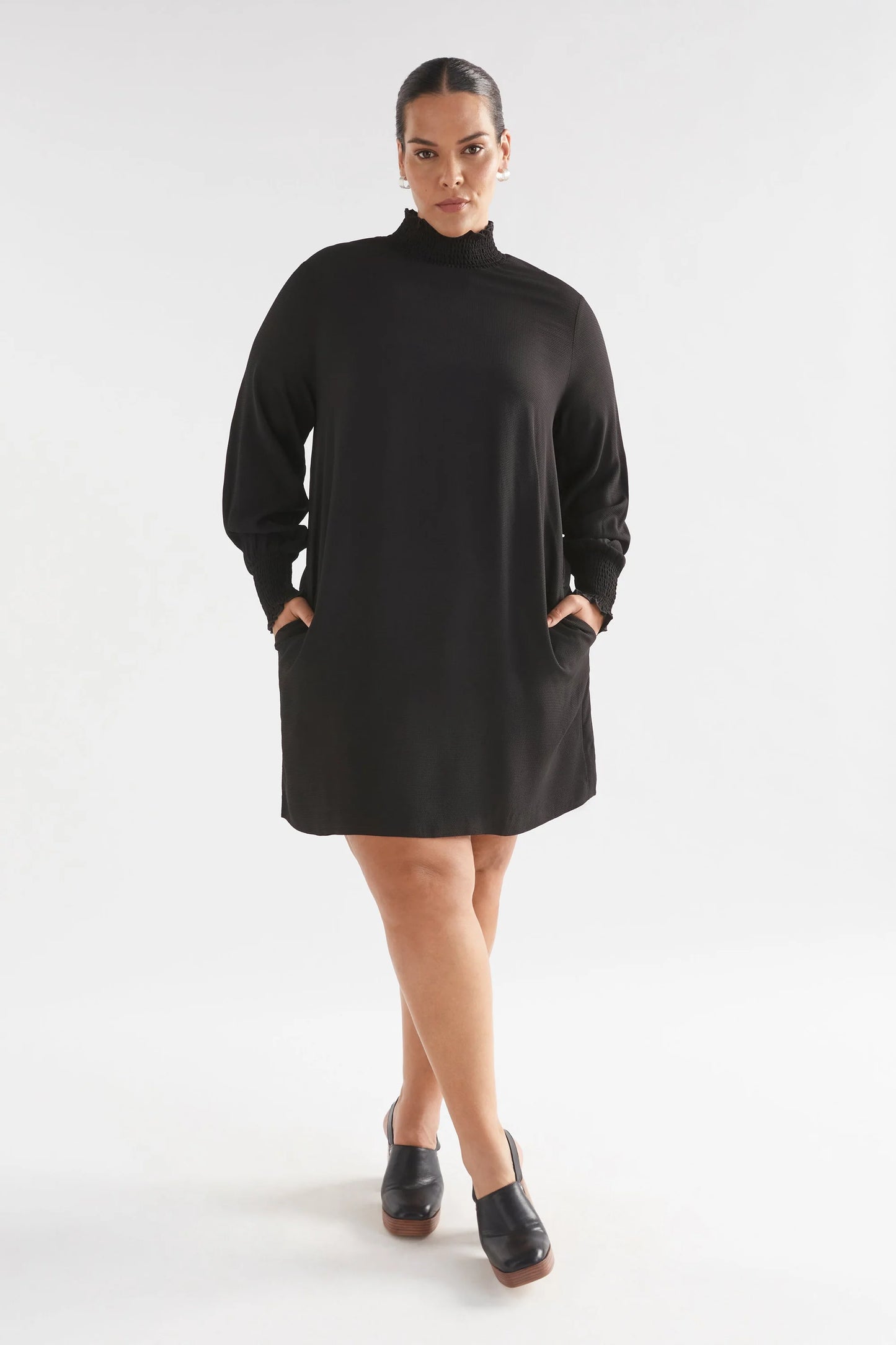 Elk Veda Dress | Black