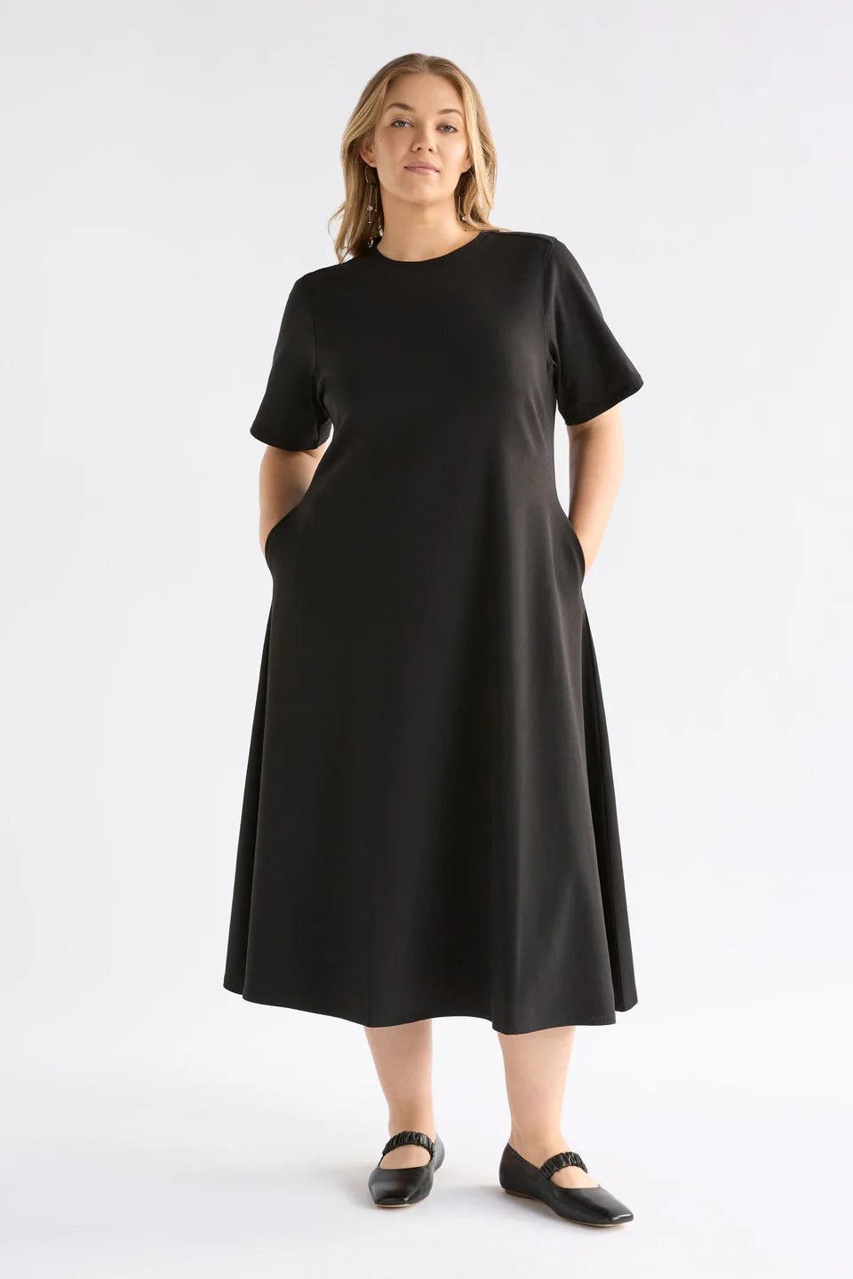 Elk Mana Scuba Dress | Black
