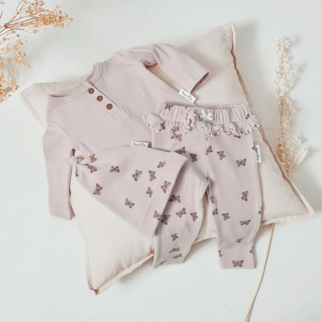 Aster & Oak Butterfly Rib Knot Hat