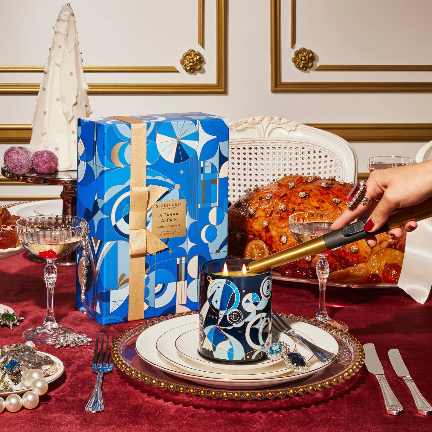 Glasshouse A Tahaa Affair 380g Soy Candle & Arc Wand Lighter Gift Set