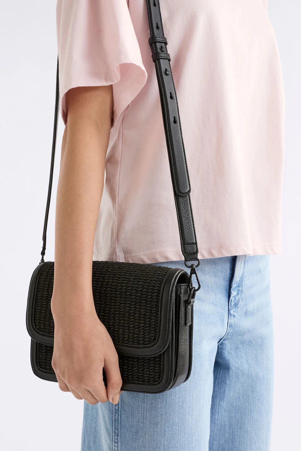 Elk Ralffa Crossbody Bag | Black