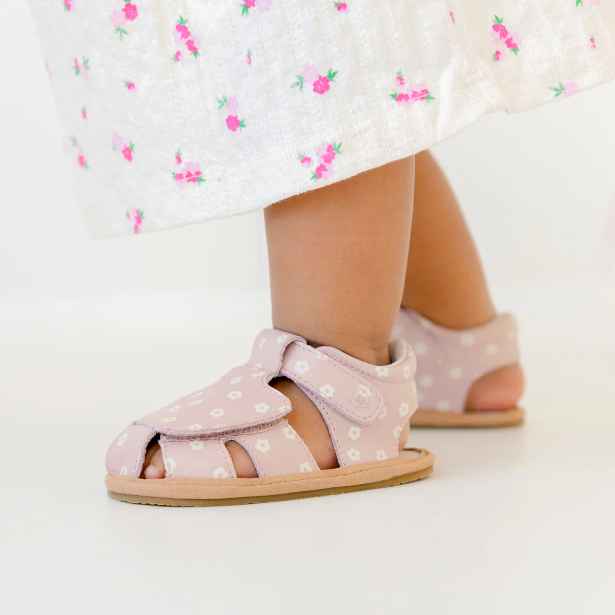 Milo Sandal | Mini Daisy