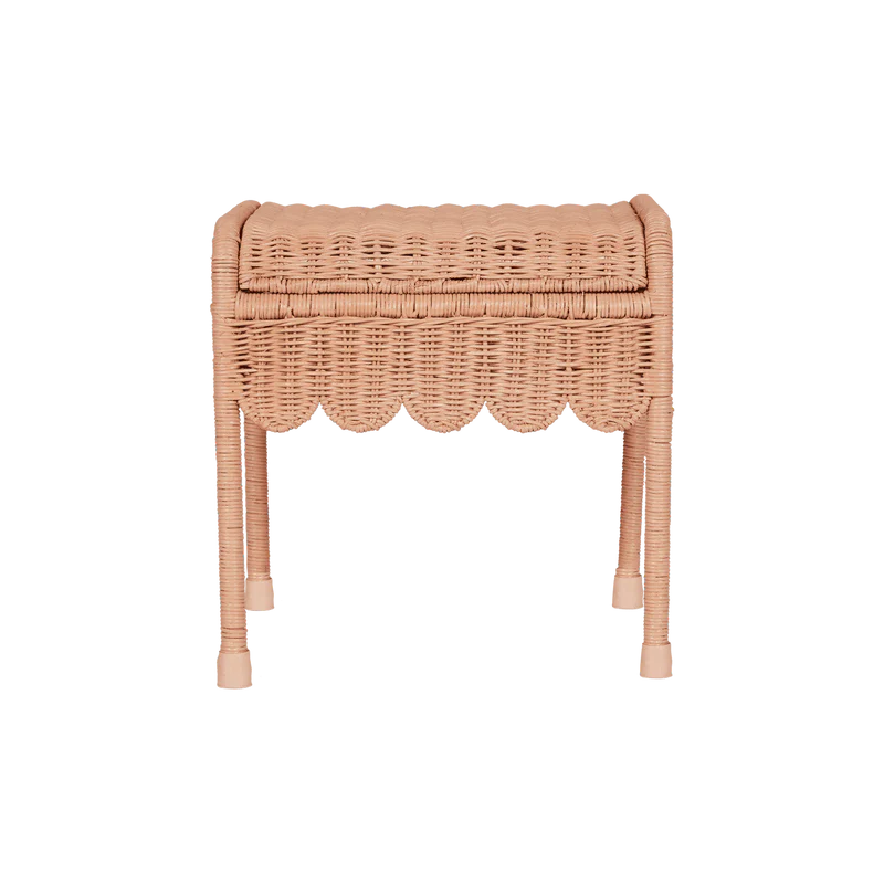 Petal Storie Stool - Seashell Pink