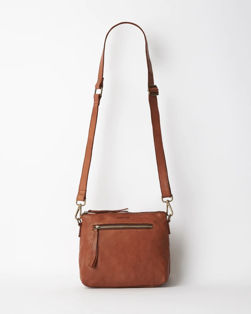 Large Essential Pouch- Cognac