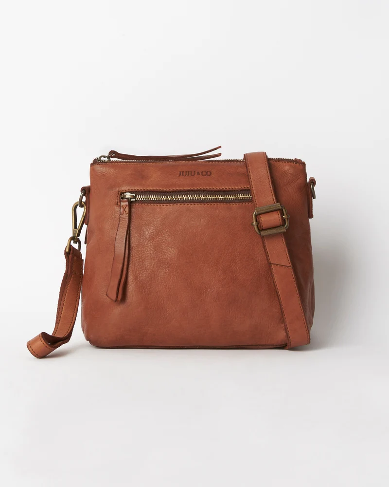 Large Essential Pouch- Cognac