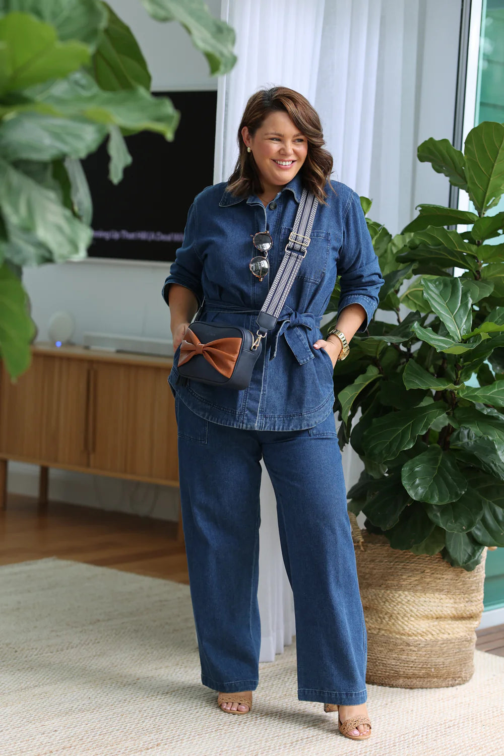 Sally with a Bow | Navy/Tan