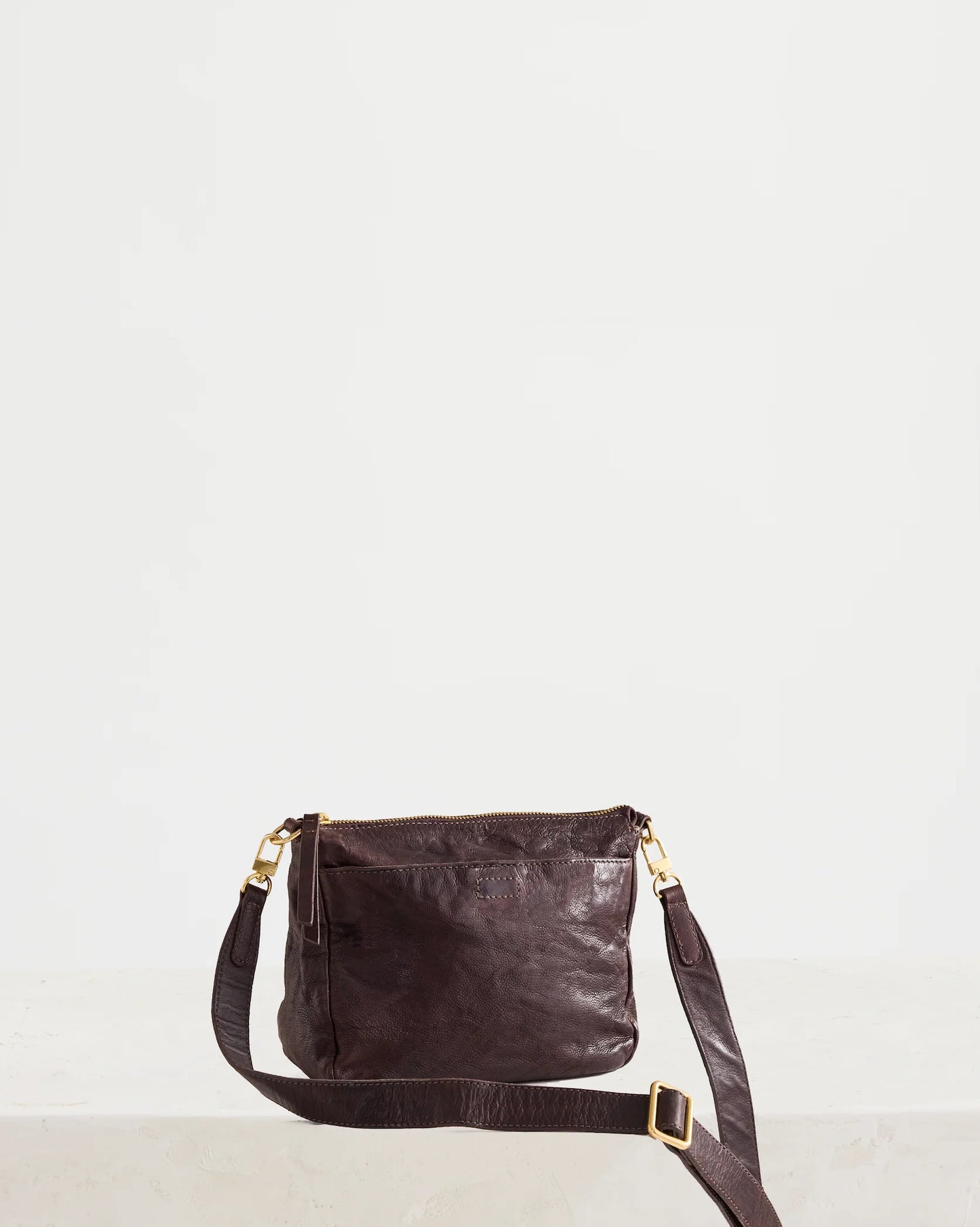 Juju & Co. Frida Crossbody | Chocolate