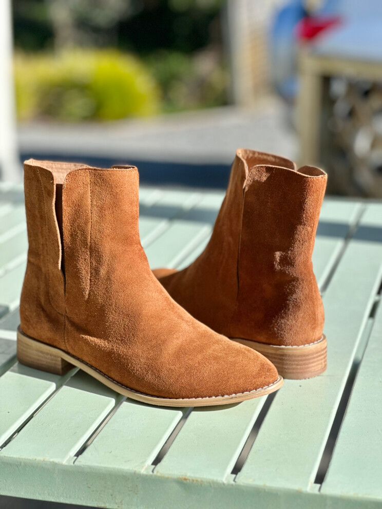 Walnut Denmark Leather Boot - Caramel Suede