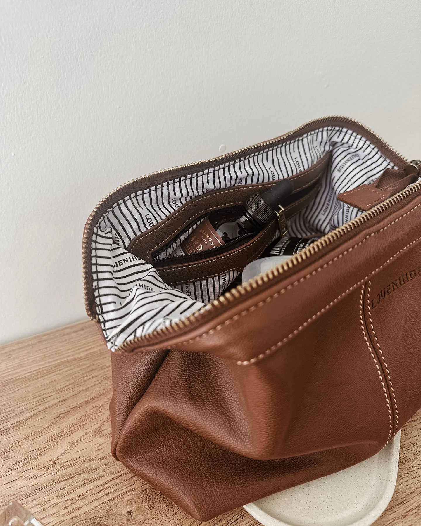 Louenhide Albie Toiletry Bag - Saddle Cognac