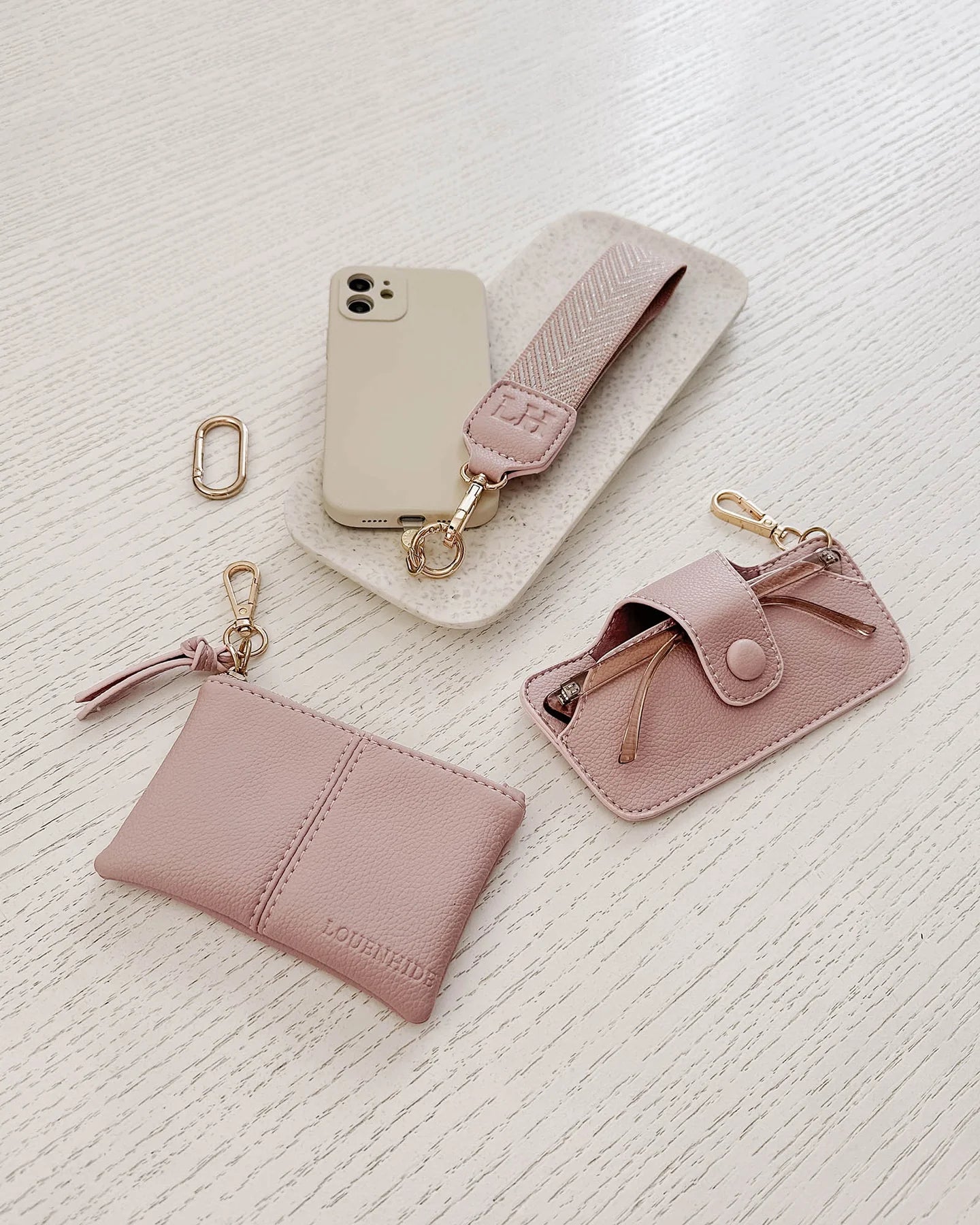 Louenhide Ziggy Accessory Bundle - Pink