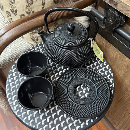 Hobnail Cast Iron Teapot Set - 800mL