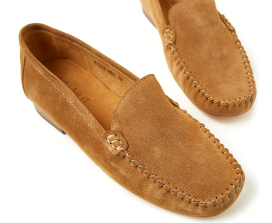 Walnut Cigar Suede Loafer | Sand