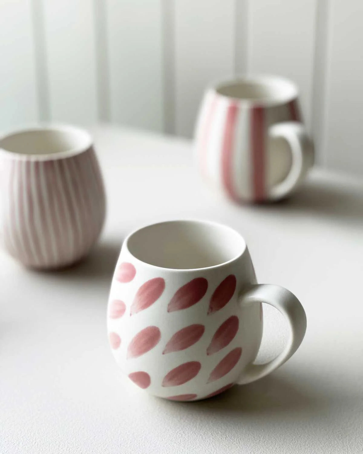 Set of 4 Hug Me Mugs - Rose Brush