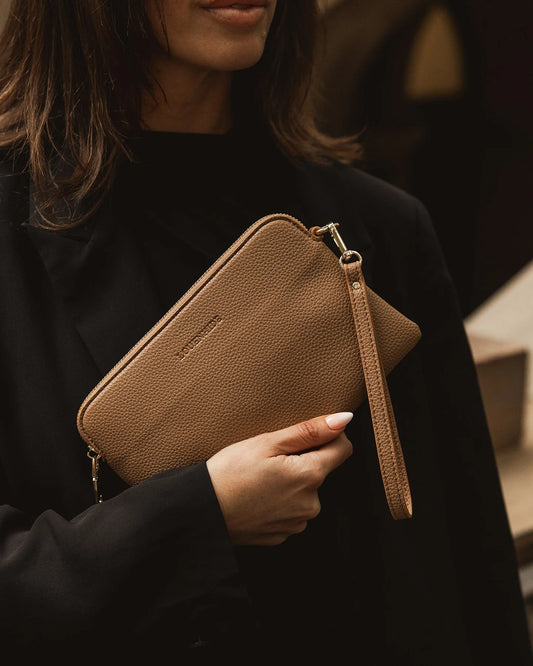 Louenhide Poppy Clutch - Honey