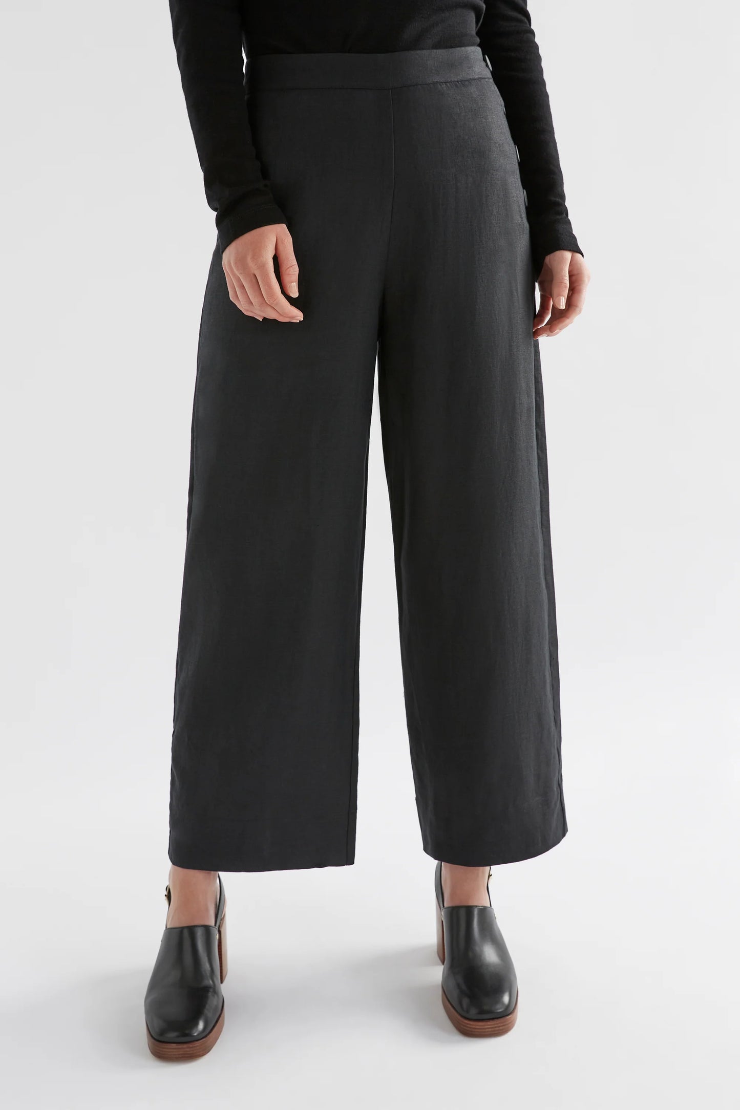 Elk Hersom Linen Pant | Black