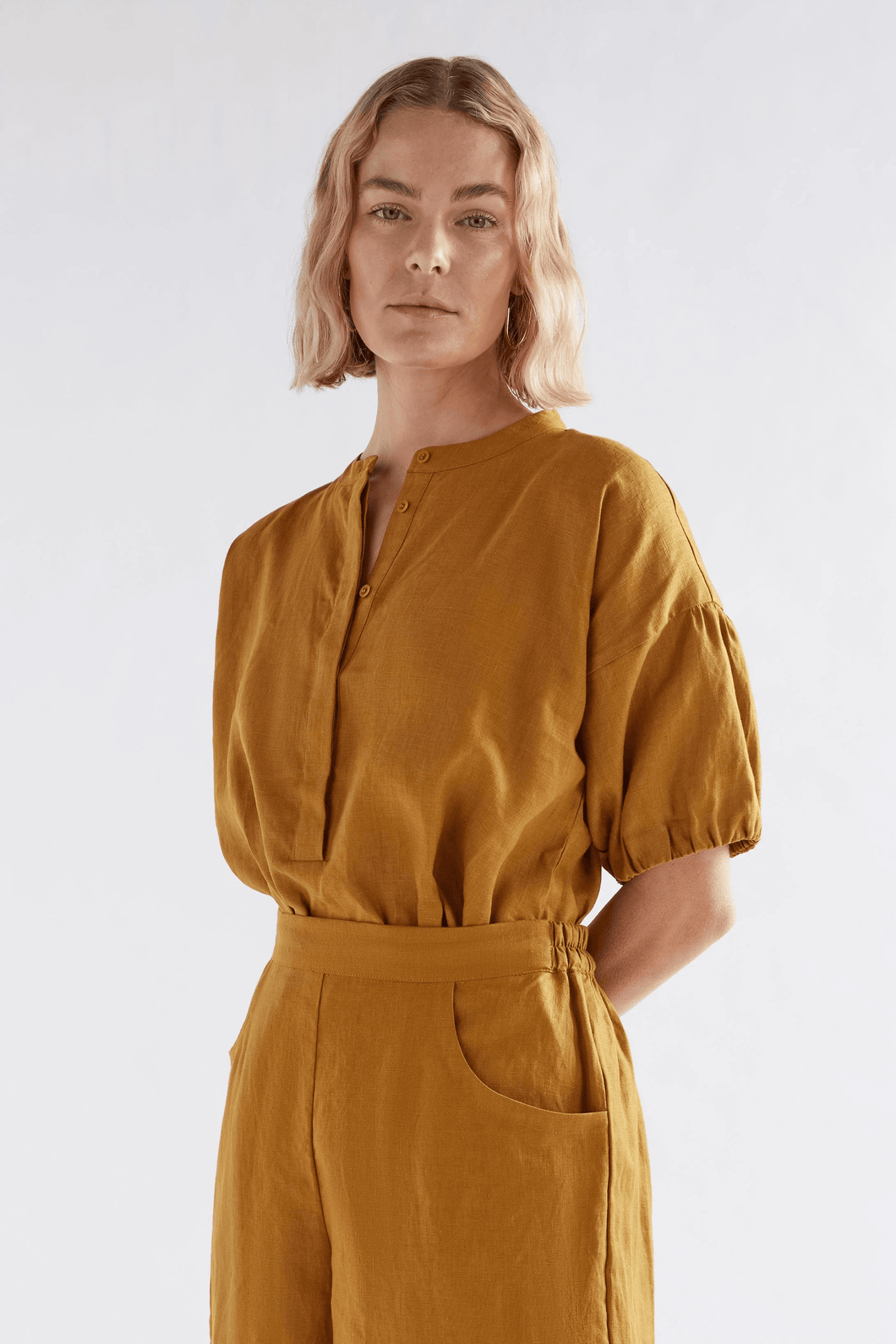 Strom Linen Shirt- Honey Gold