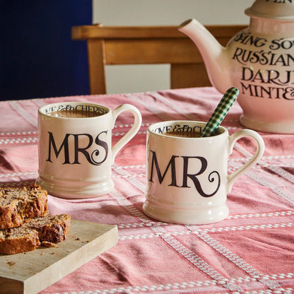 "Mr & Mrs" Boxed Mugs Set of 2