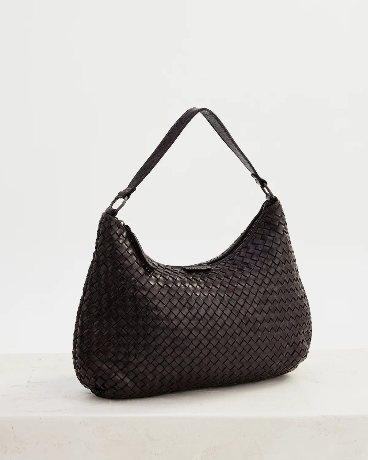 Juju & Co. Basque Slouchy | Chocolate