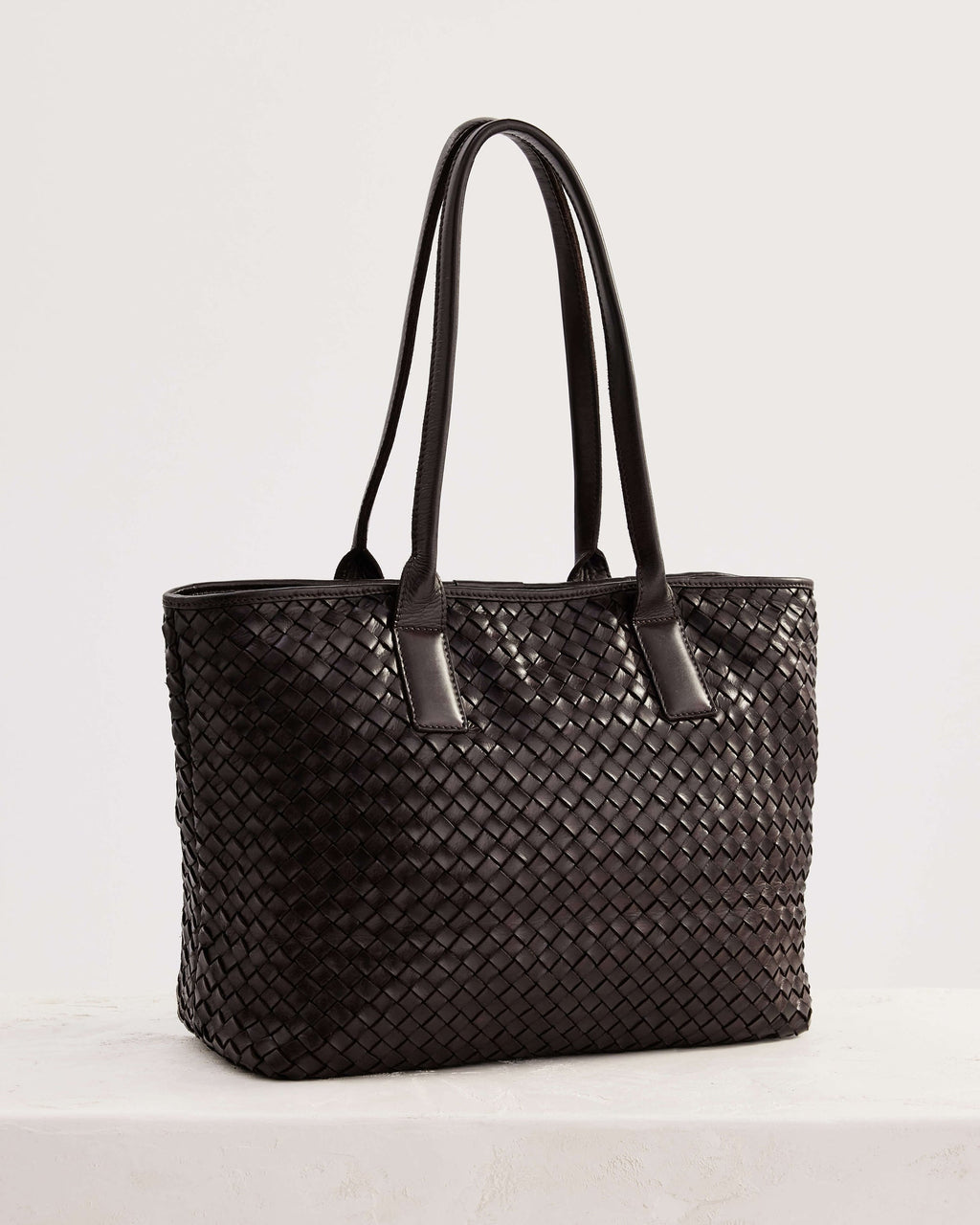 Juju & Co. Basque Tote - Chocolate