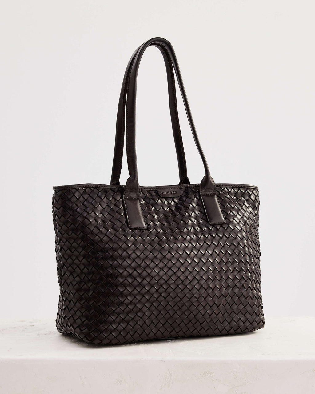 Juju & Co. Basque Tote - Chocolate