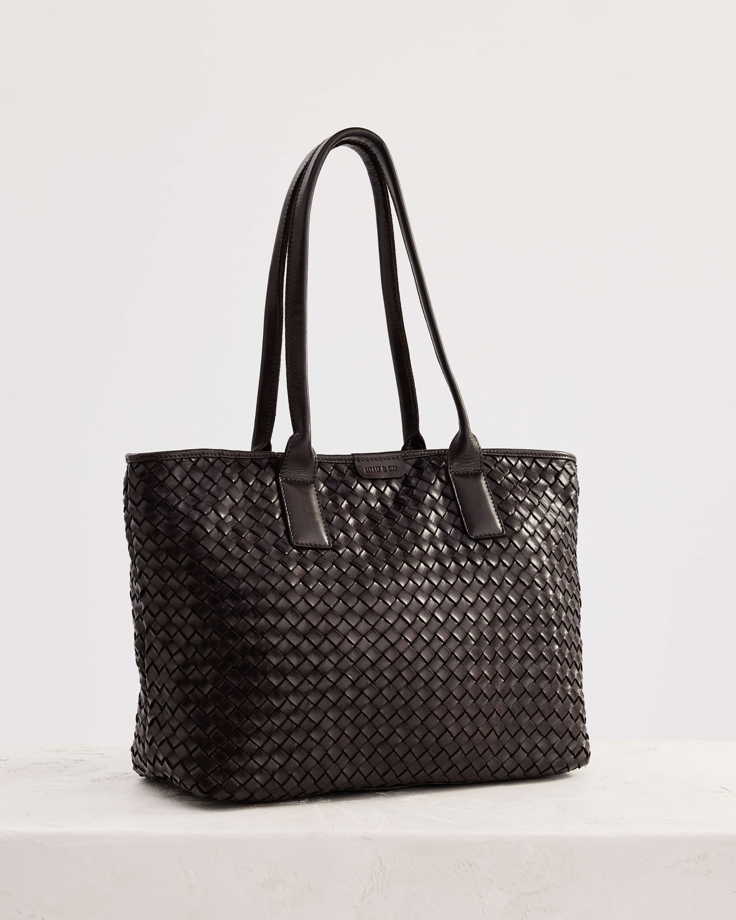 Juju & Co. Basque Tote - Chocolate