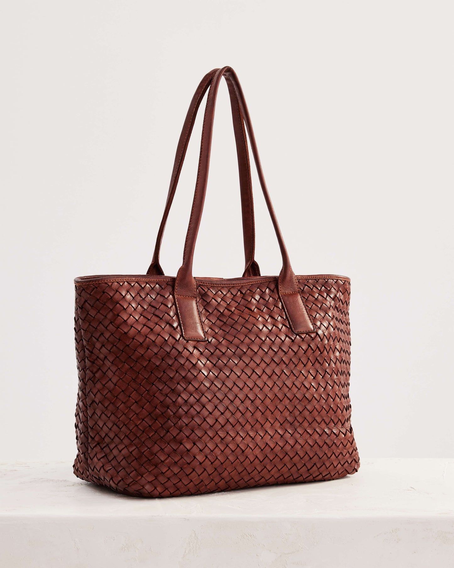Juju & Co. Basque Tote - Amber