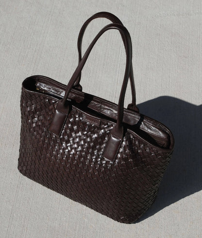 Juju & Co. Basque Tote - Chocolate