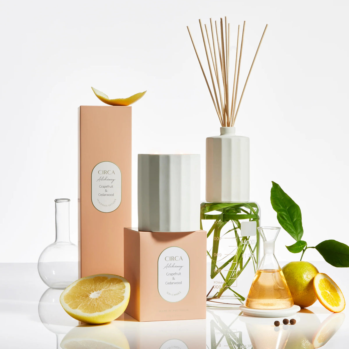 Circa Alchemy Grapefruit & Cedarwood - 250 mL Diffuser