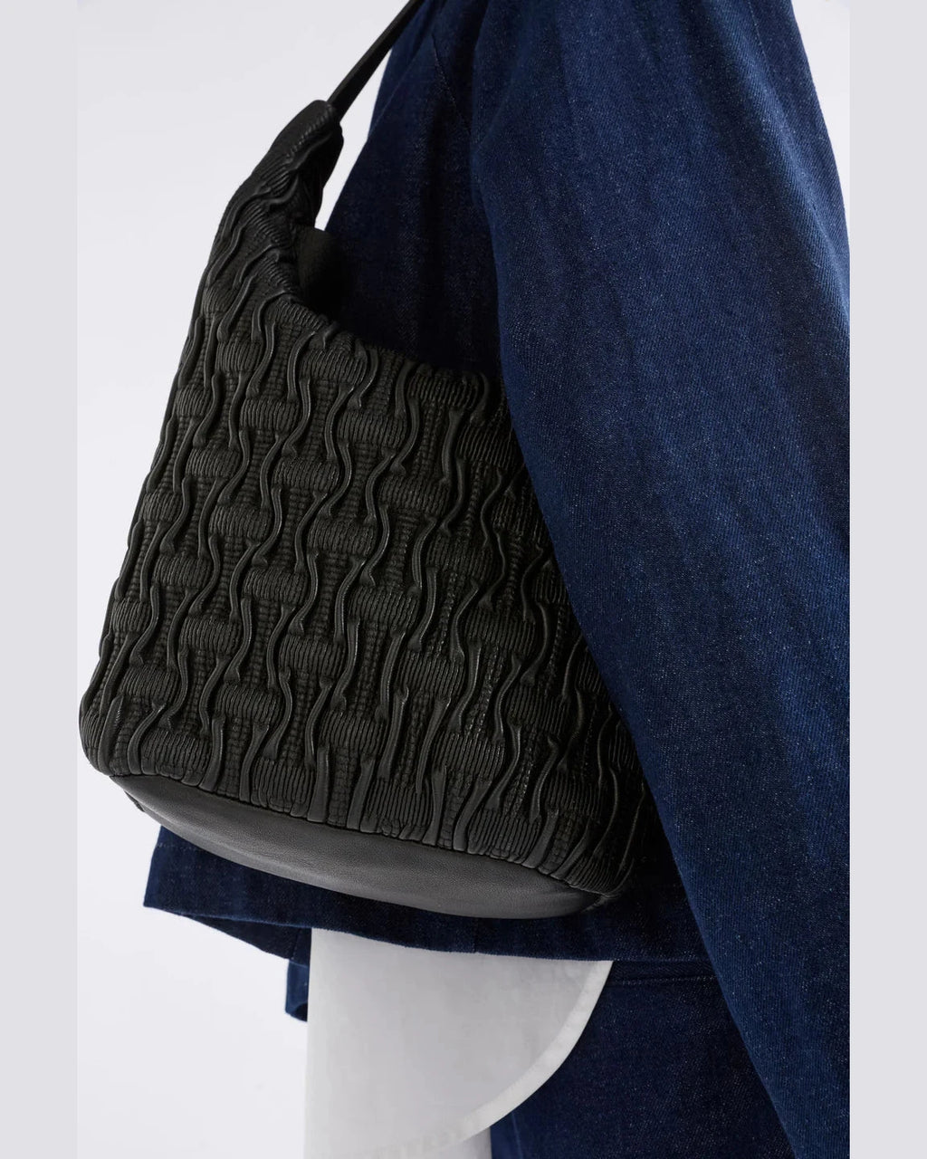 Elk Lumme Smocked Shoulder Bag | Black