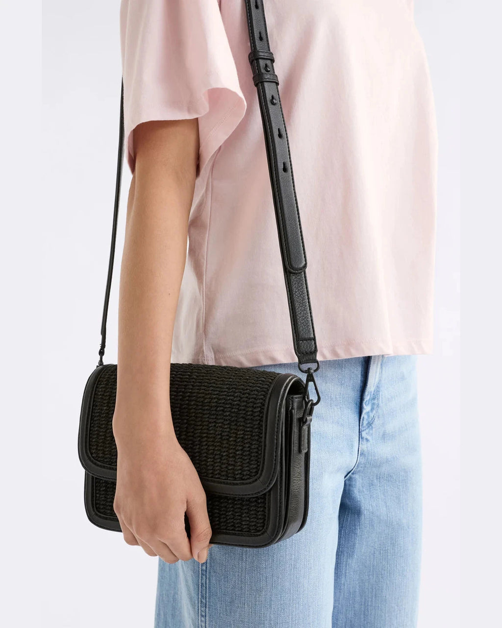 Elk Ralffa Crossbody Bag | Black