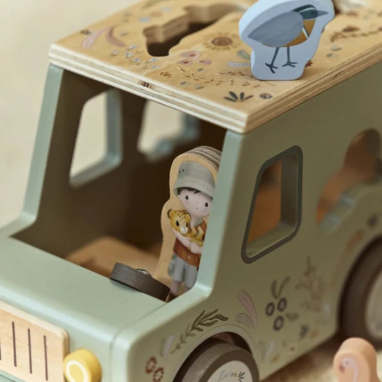 Safari Friends Shape Sorter Car