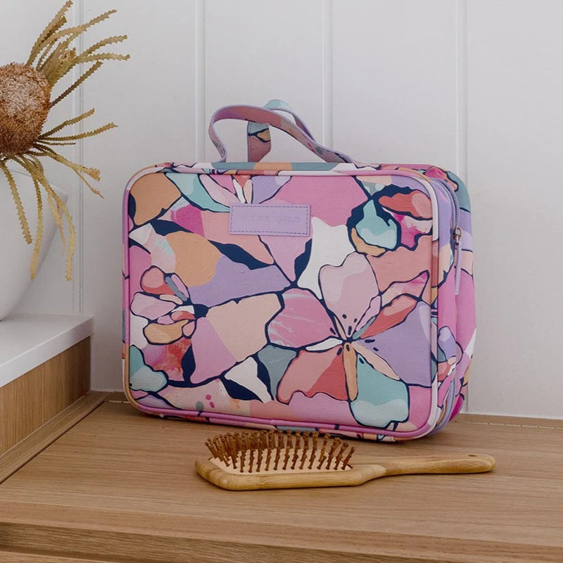 Mindful Marlo Large Hanging Toiletry Bag - Willow