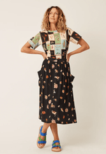 Load image into Gallery viewer, Adi Button Skirt- Paper Daisy Black
