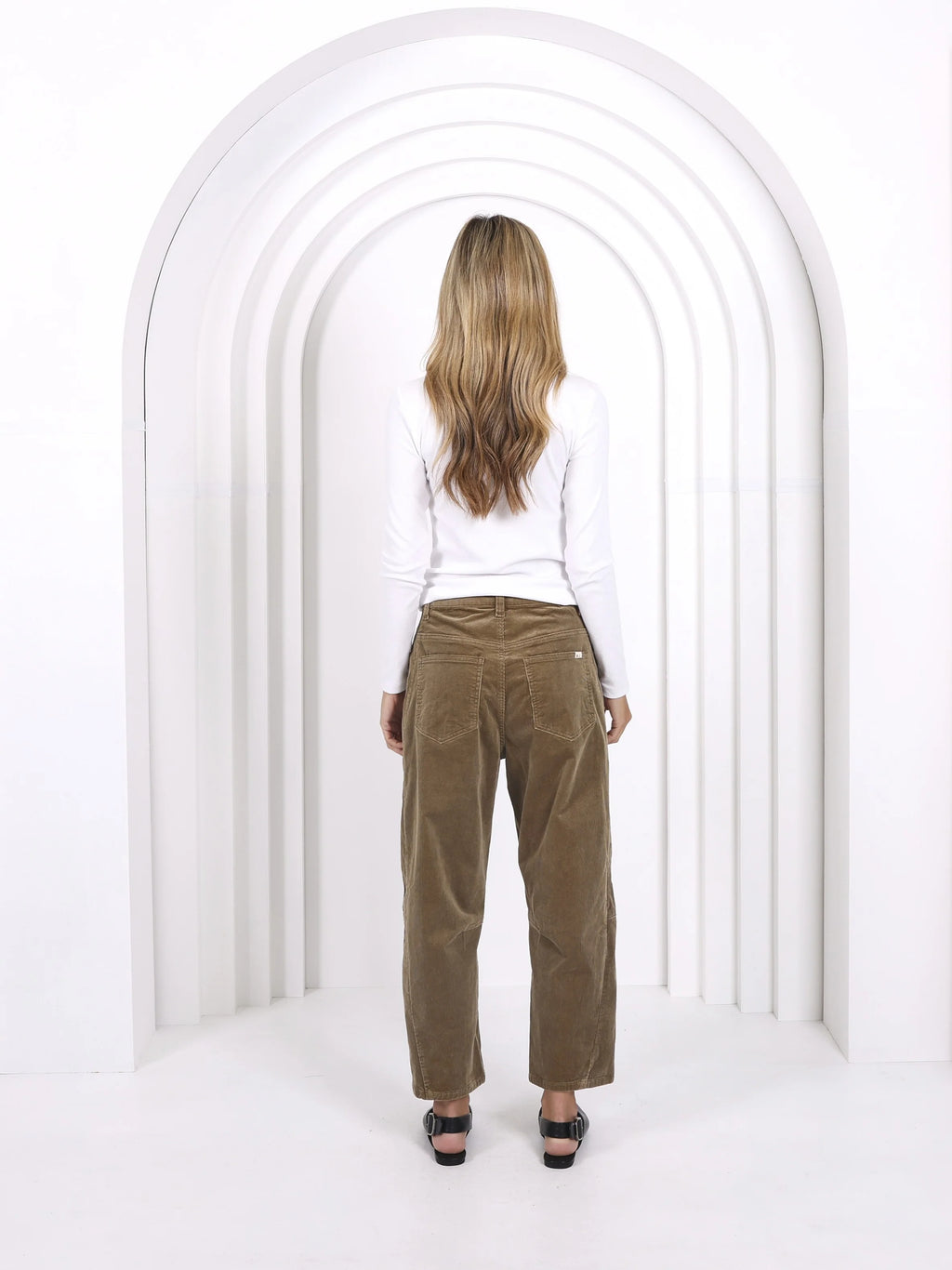 Monaco Jeans Toni Barrel Corduroy Jeans - Sage