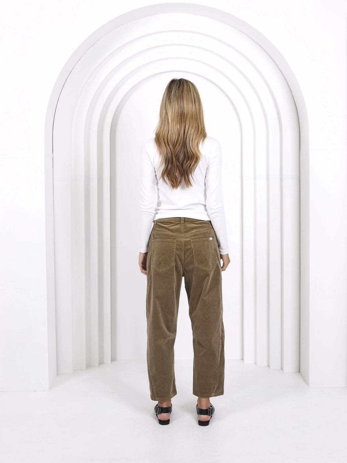 Monaco Jeans Toni Barrel Corduroy Jeans - Sage