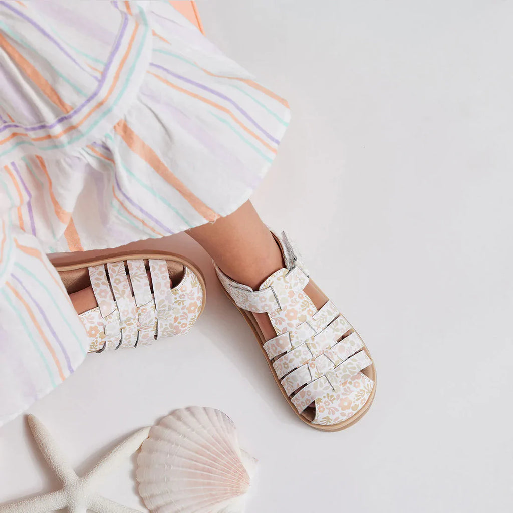 Pretty Brave Jamie Sandal - Coral garden