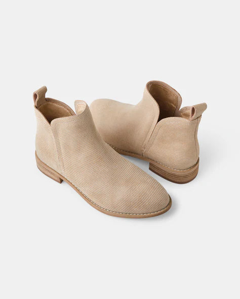 Walnut Douglas Leather Boot - Latte